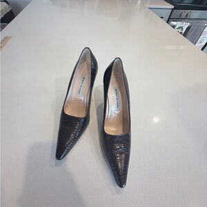 Manolo Blahnik Brown Croc-Embossed Heels missing heel caps project shoe-